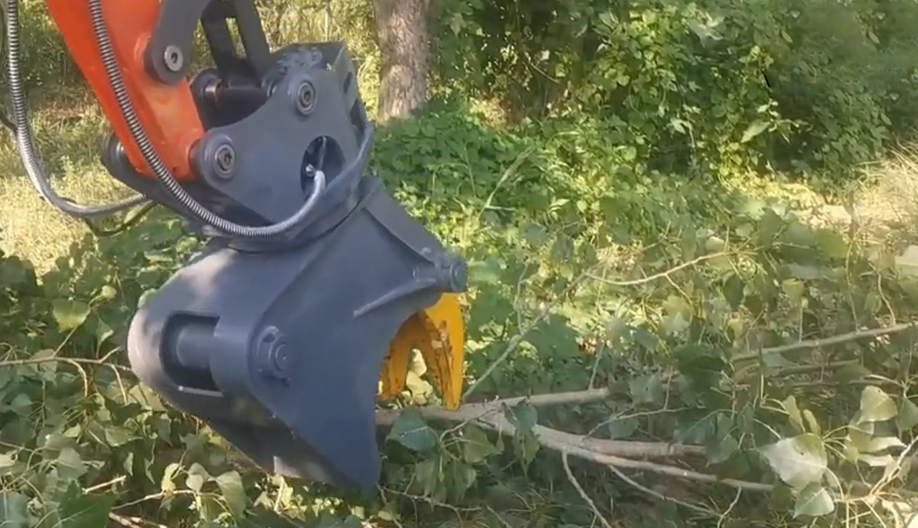 Dicas de manutenção para acessórios de escavadeira Caterpillar: garantindo longevidade e eficiência