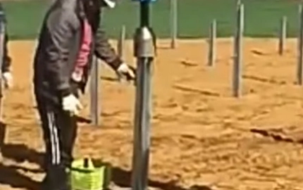 Motorista pós-pilha para construção, agricultura e jardim