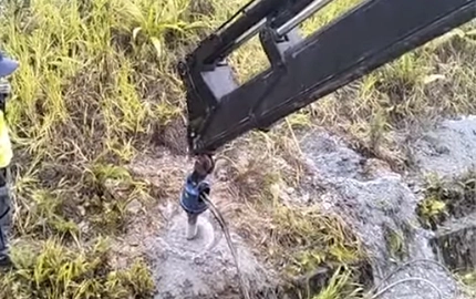 Auger terra para guindaste usado 3500