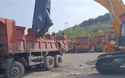 Cisalhamento hidráulico com um cilindro